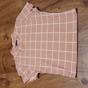 Cropped short sleeve shirt